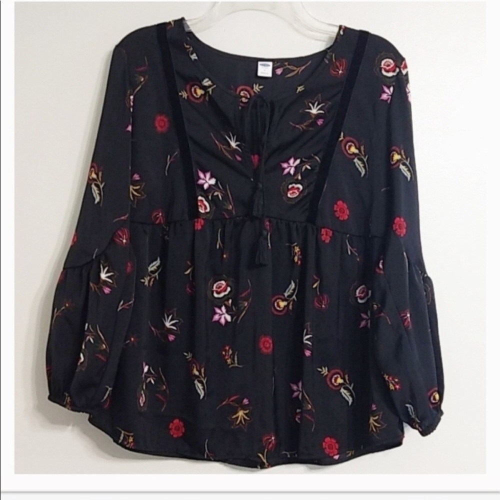 NWOT OLD NAVY FLORAL PRINT TIE NECK BOHO BLOUSE